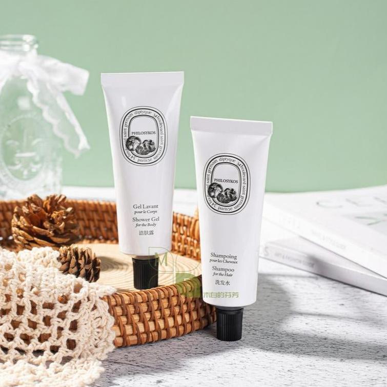 Diptyque body lotion, hotel-shampoo-conditioner, Philosykos