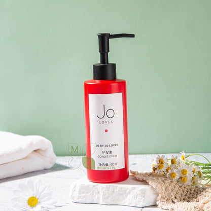 JO LOVES body lotion, hotel-shampoo-conditioner