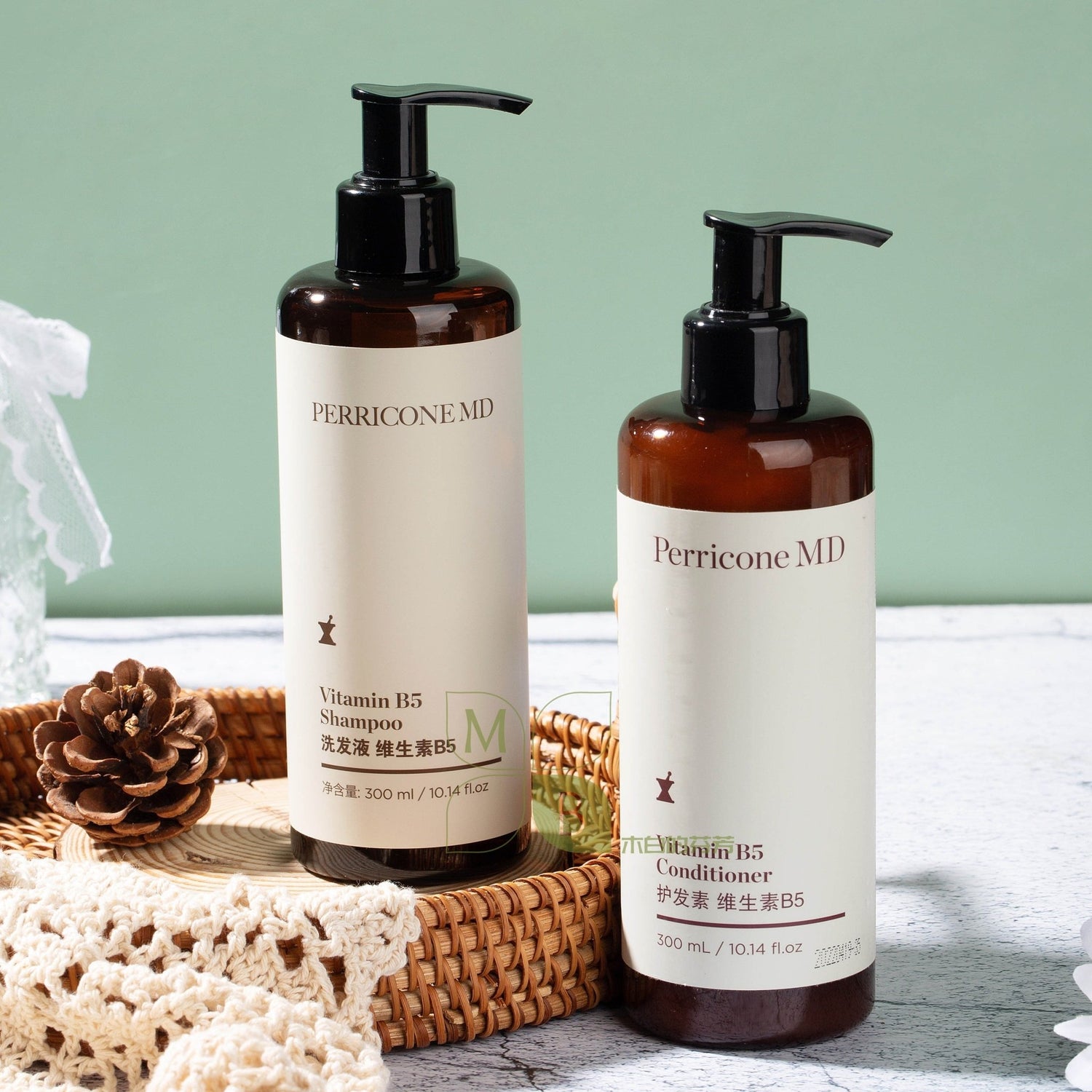 Perricone MD body lotion, hotel-shampoo-conditioner