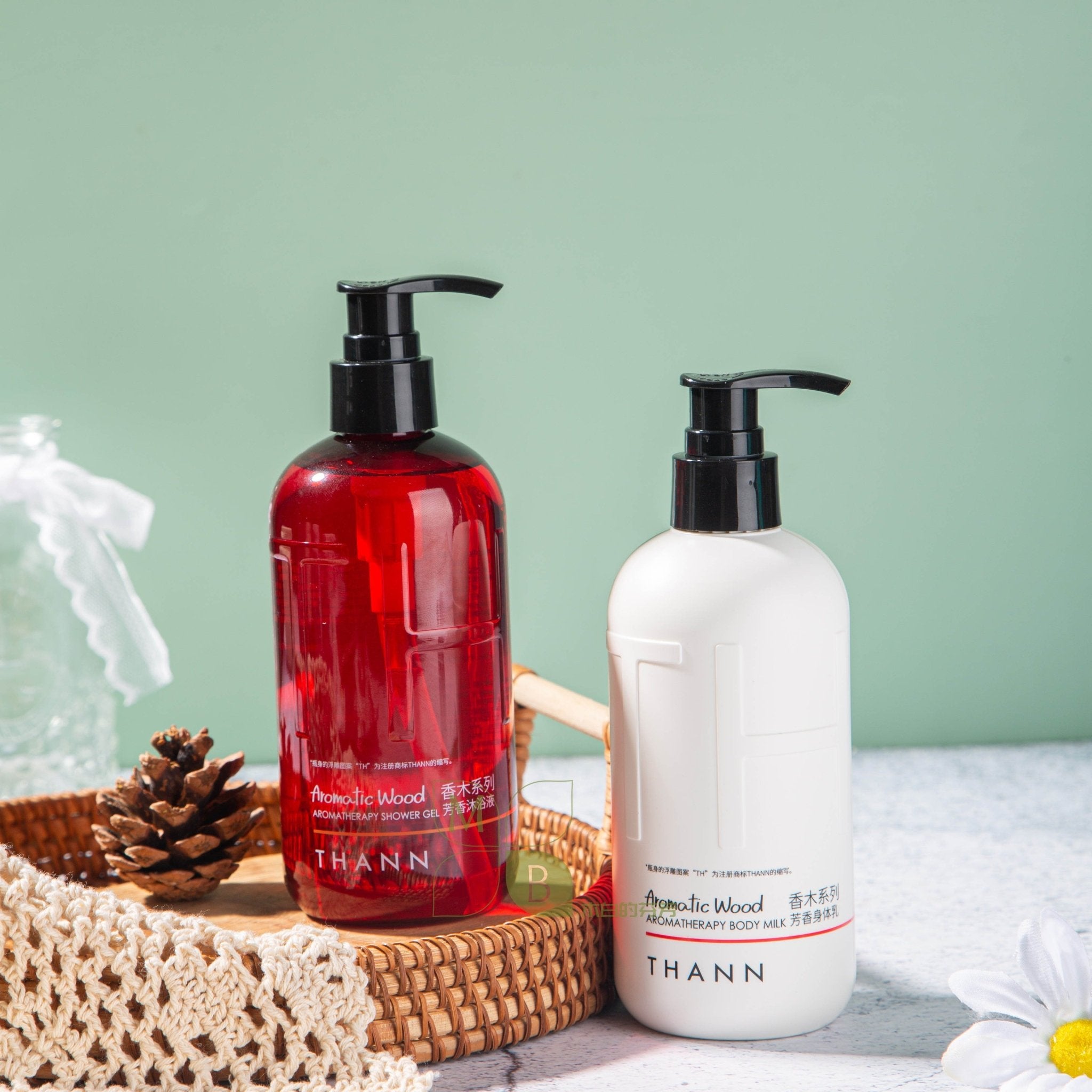 THANN body lotion, hotel-shampoo-conditioner